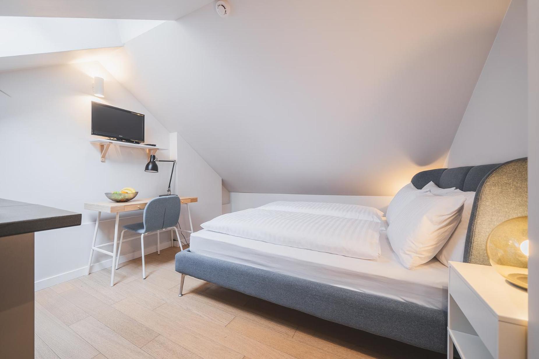 Lollo - Lollo Luxury * Vilnius