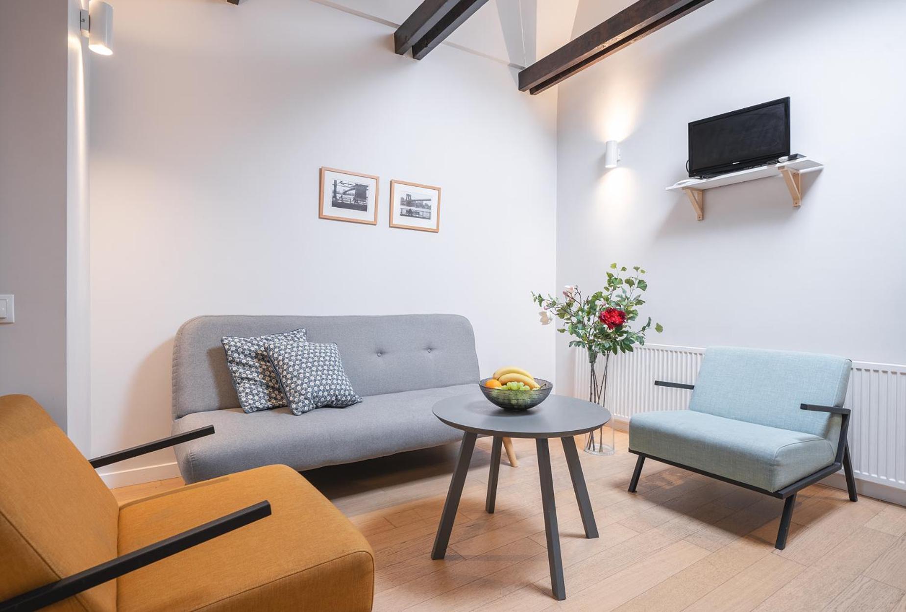 Lollo - Lollo Luxury VNO